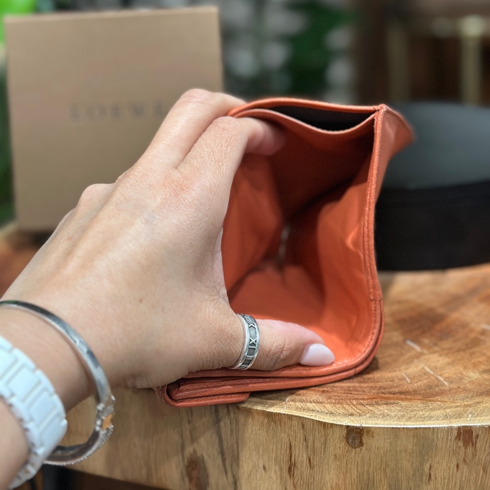 Loewe Coral Anagram Leather Compact Wallet w/ Box & Dust Bag - Picture 7 of 10